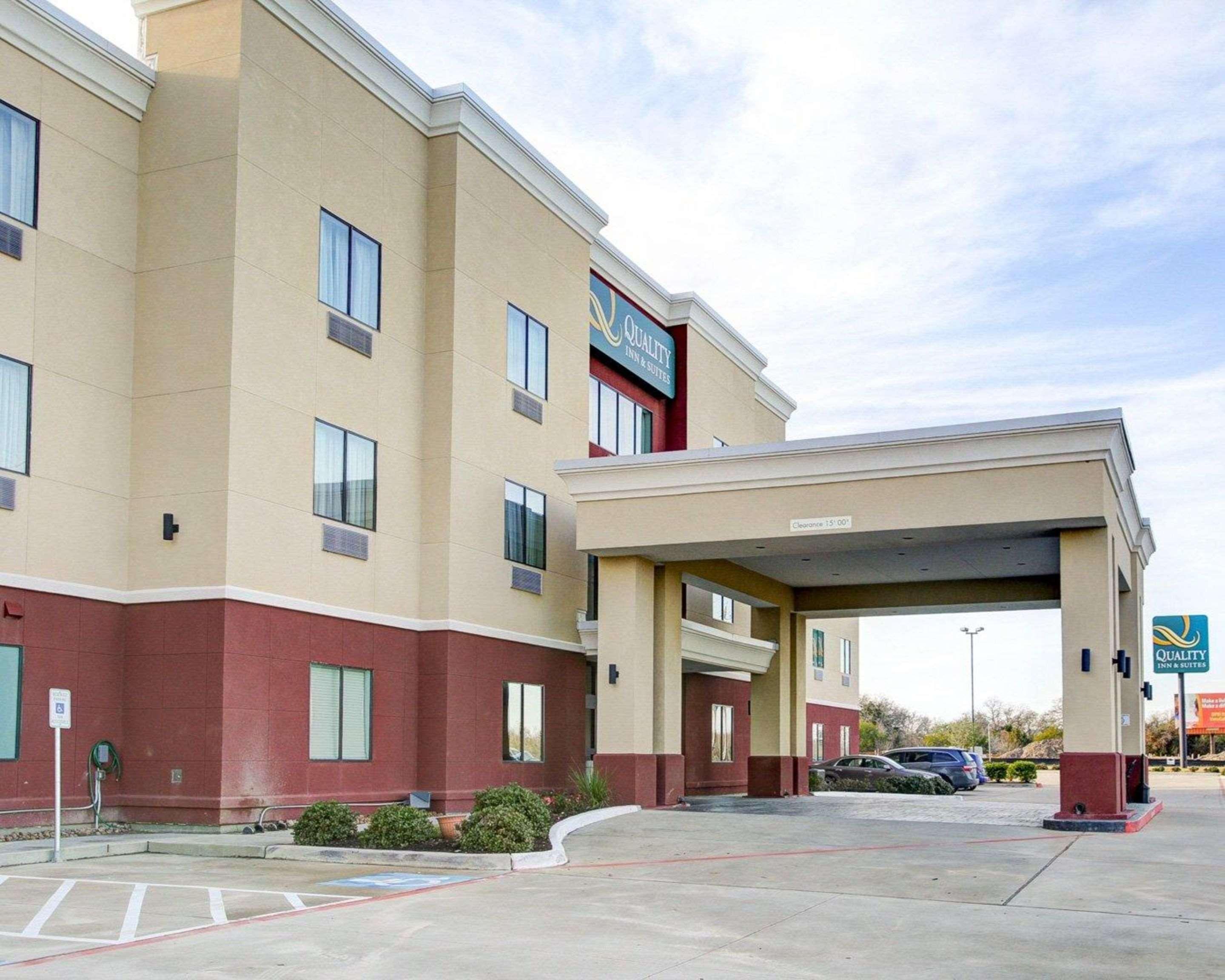 Quality Inn & Suites Bryan-College Station Exterior foto